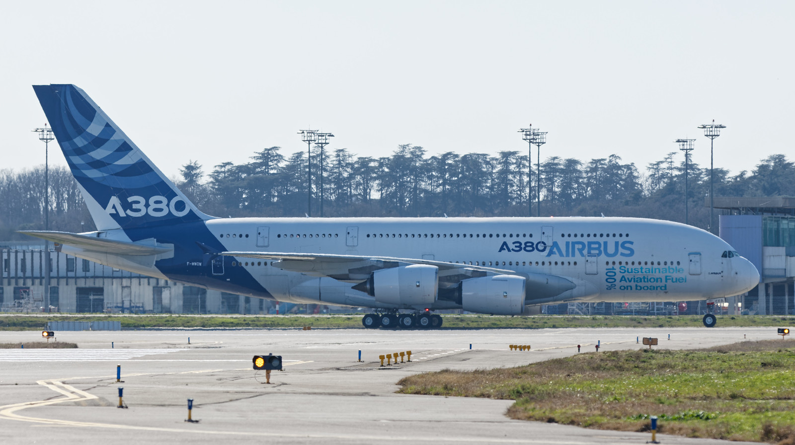 Airbus A380-841, Airbus, F-WWOW, F-WWOW (MSN 001) | AIB - Aviation