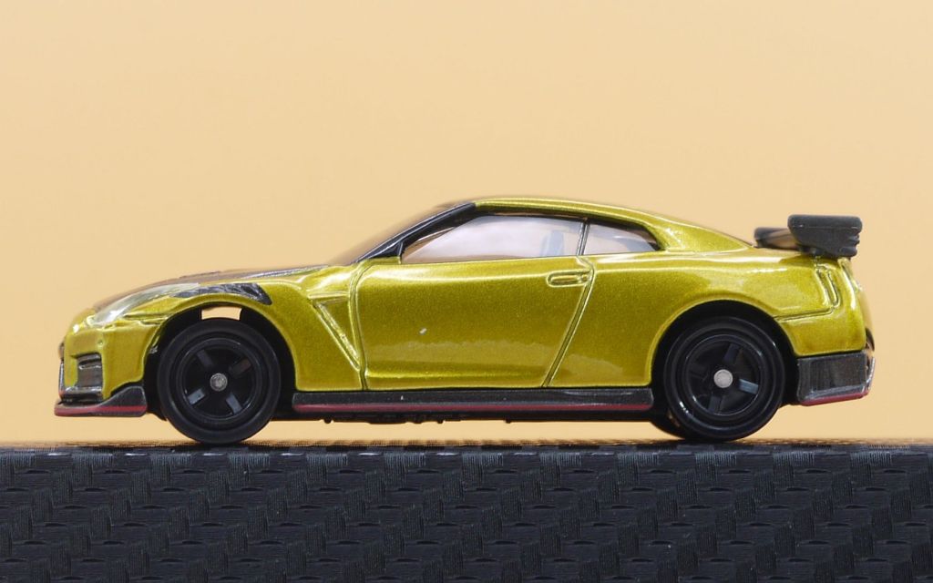 トミカ 2022/2 No.078 日産 GT-R NISMO Special edition ゴールド