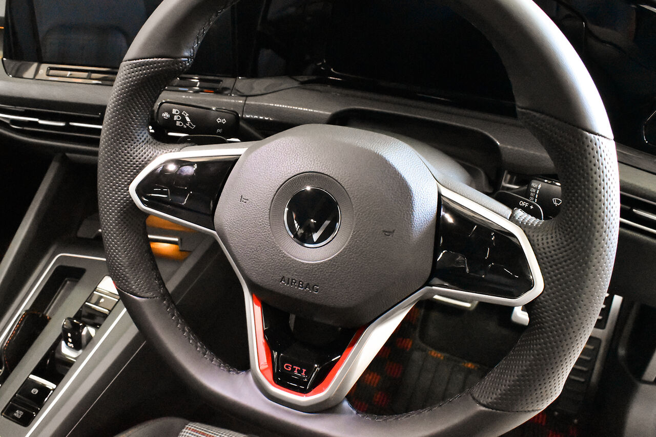 VW純正 Golf8R用パドルシフト予約販売開始 : maniacs Blog