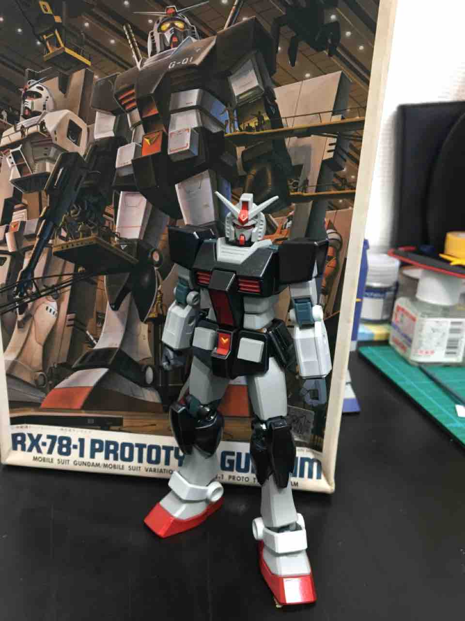 EG ガンダム ( プロトタイプカラー ) 全塗装 / ガンプラ 完成品 EG