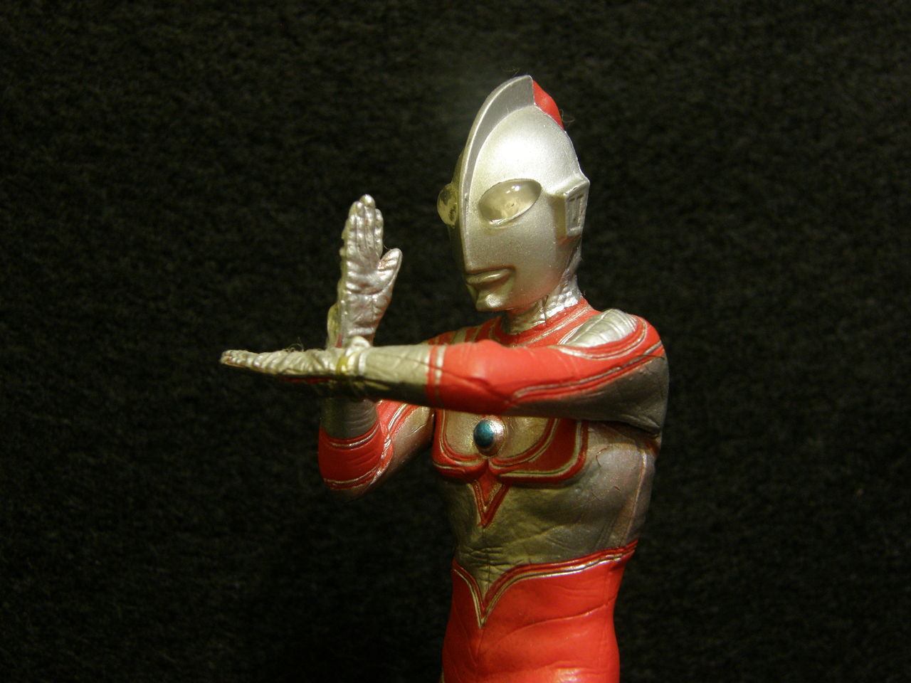 2000バリケーン(レッド)1期 怪獣郷 帰ってきたウルトラマン未開封 2000