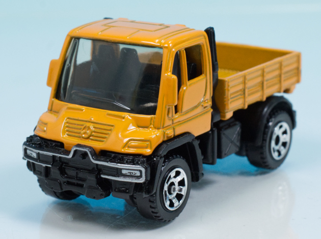 レビュー マッチボックス メルセデス・ベンツ ウニモグ U300 : ミニカー沼
