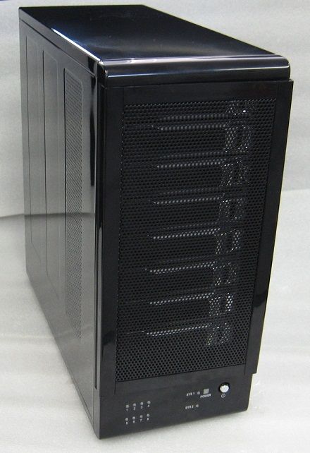 ハードディスク8台搭載可能なケースを検証 : ドスパラ - 製品レビュー