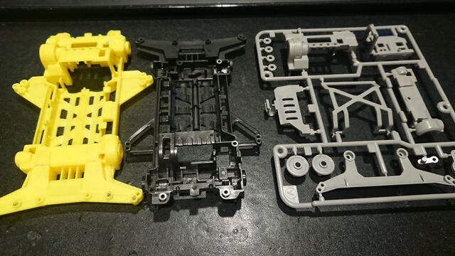 ミニ四駆】スーパーXシャーシ（SX）をいじくる！① : サブカル”ダディ
