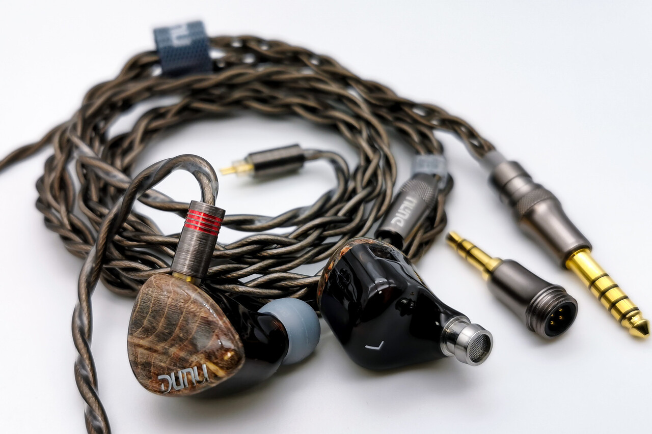 DUNU x Gizaudio DaVinci」 4BA+2DD構成で同クラス「いいとこ取り」な