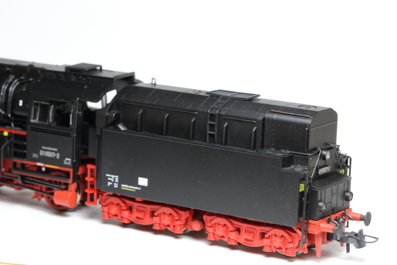 Roco BR01.5形蒸気機関車 : M R S モデルレールサービス