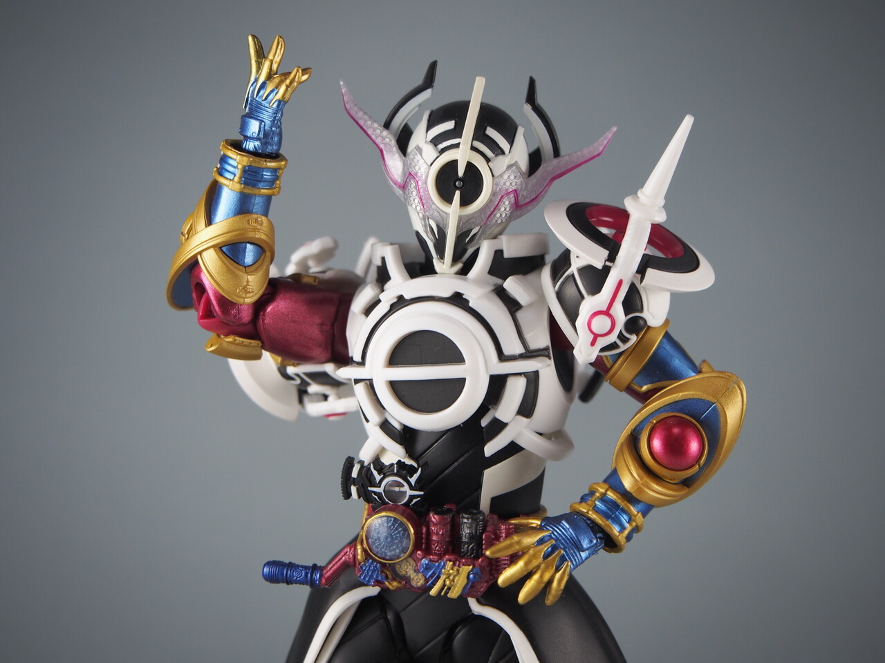 S.H.Figuarts 仮面ライダーエボル ブラックホールフォーム（フェーズ4