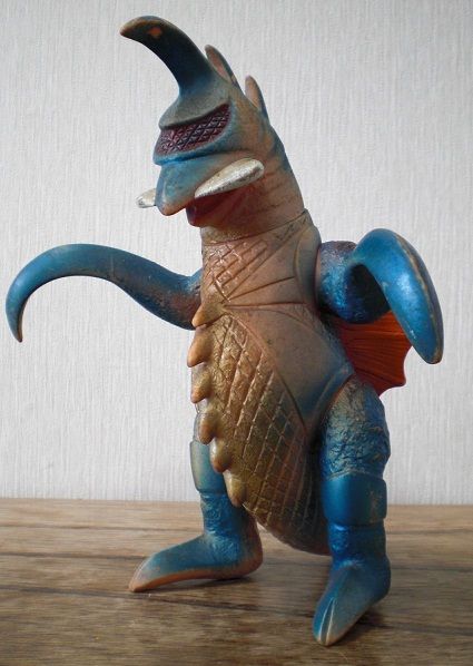 ブルマァク サイボーグ怪獣ガイガン スタンダードソフビ : クラウド