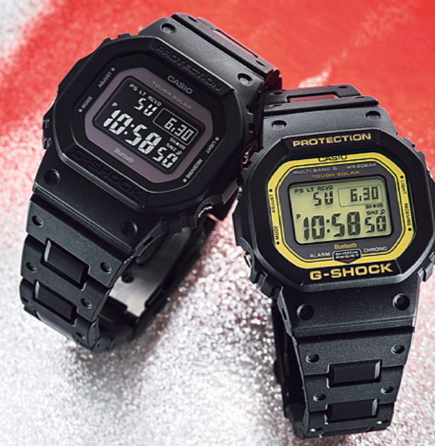 生産終了。スマートフォンリンク搭載、コンポジットバンドのスクエア