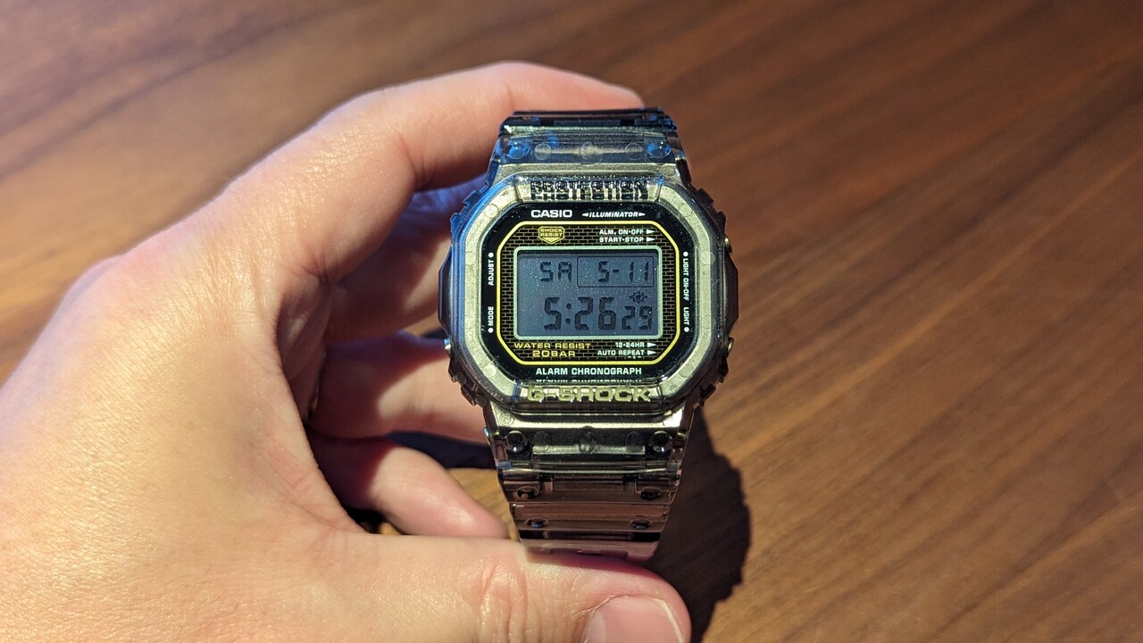 16年前ゲットした”グレースケルトン”モデルの現在の黄ばみは？驚きの