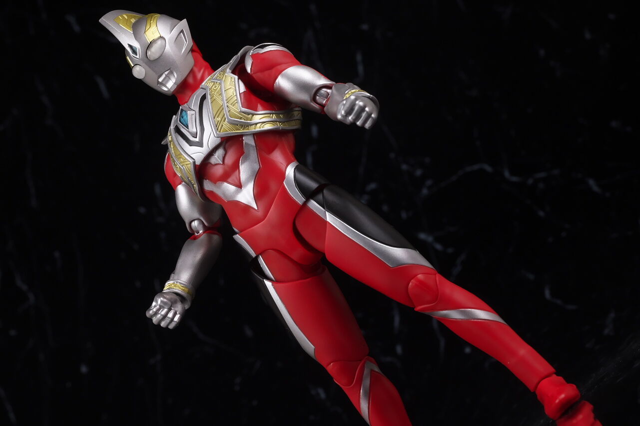 S.H.フィギュアーツ ウルトラマントリガー パワータイプ レビュー : は