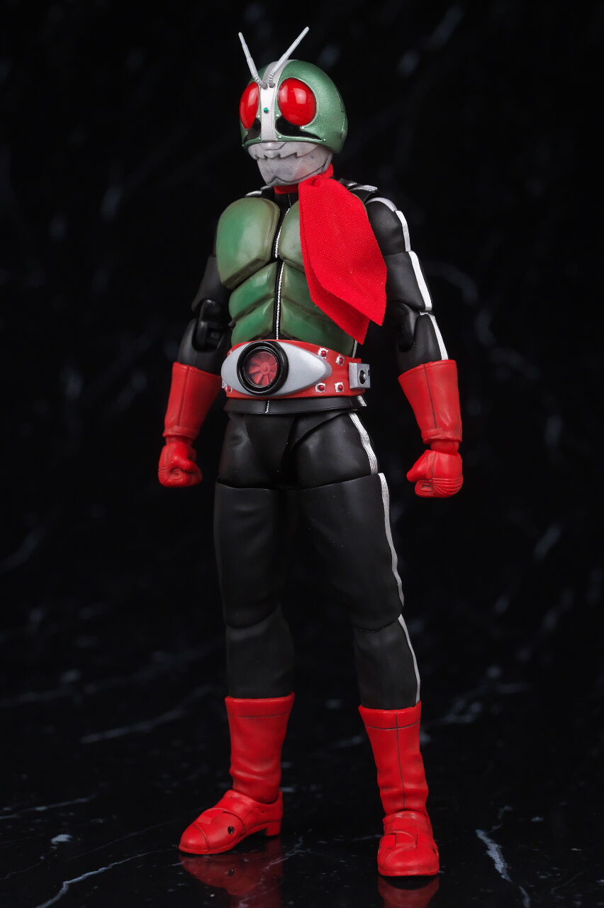 S.H.フィギュアーツ(真骨彫製法) 仮面ライダー新2号 栄光の昭和