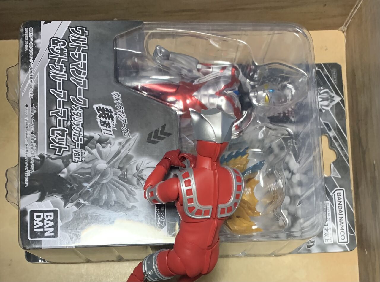 ウルトラアクションフィギュア ウルトラマンアーク メタリックカラー