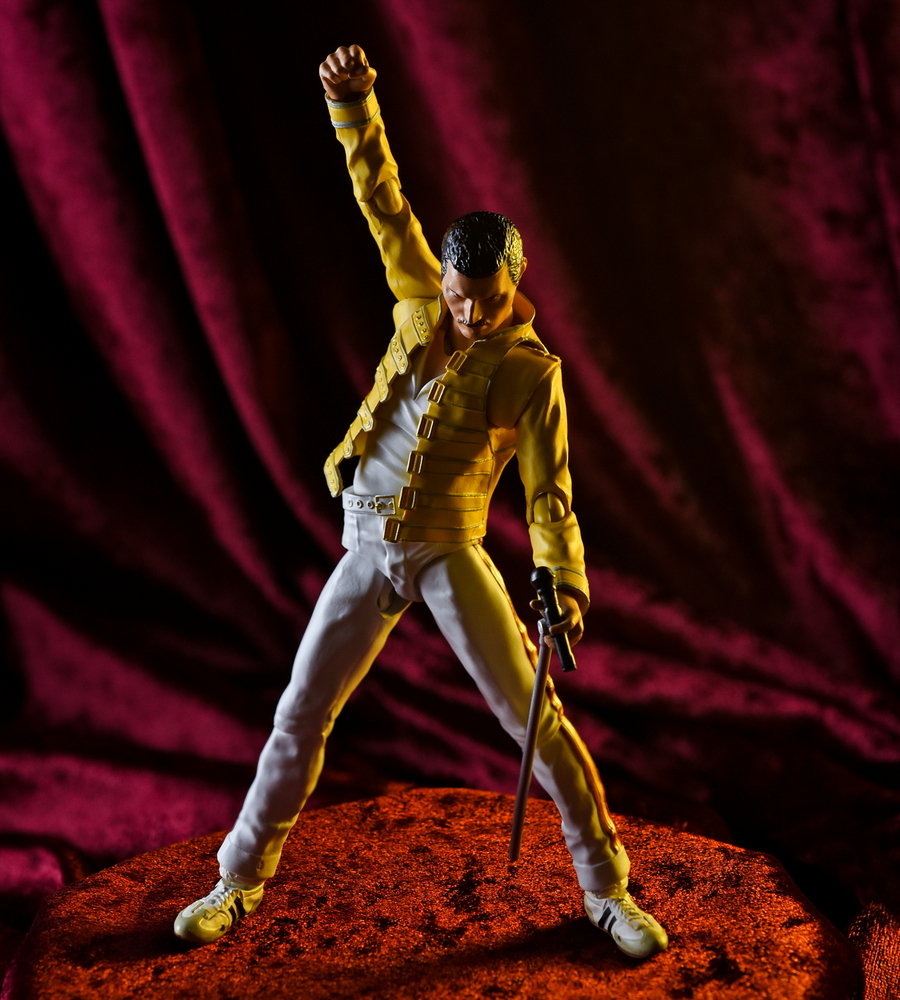 伝説は終わらない―「S.H.Figuarts フレディ・マーキュリー」8月再販