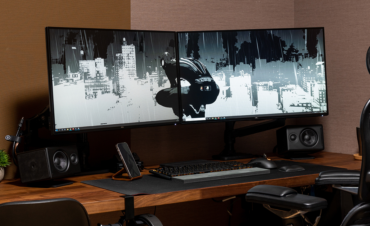 DELL 4Kディスプレイ U2720QMを2枚買ったけど、デュアルディスプレイの