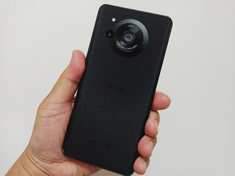 強力なLeicaカメラ搭載の最新フラグシップスマホ「AQUOS R7」を実際に