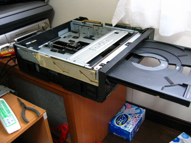 今日はLD（レーザーディスク CLD-7）の修理。 : カメラと写真が大好き