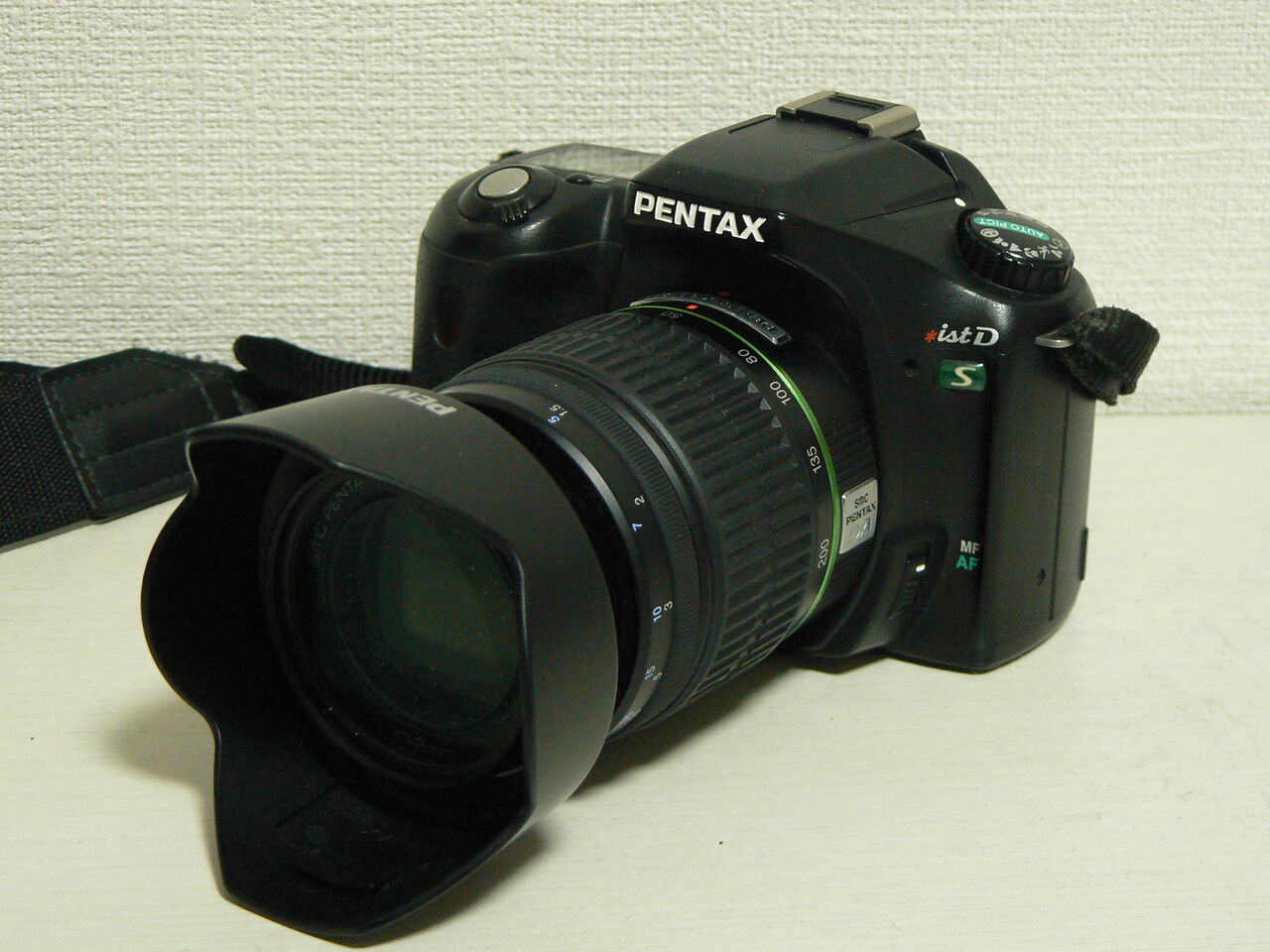 第366回目 ペンタックス＊ist Ds : ポンコツとうさんの「カメラの写真」