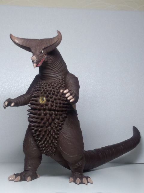 サウンドバトラー「パワードゴモラ」 : 怪獣バイパス