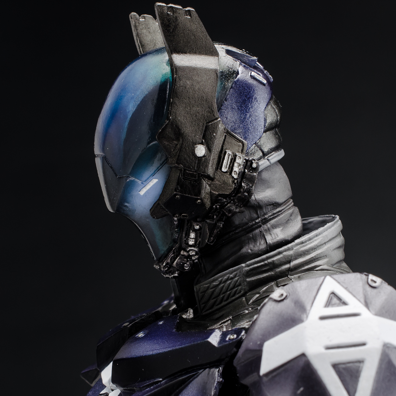 スクウェア・エニックス PLAY ARTS改 アーカム・ナイト レビュー