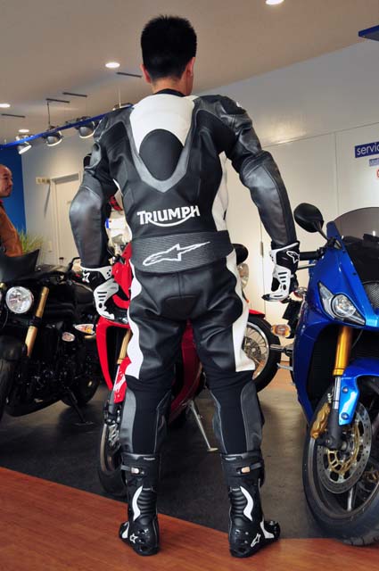 アルパインスターズ2ピースツナギ（レーシングスーツ）EUR52 8万円台