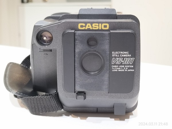 1987/昭和62/CASIO/VS-101/電子スチルビデオカメラ/28万画素/2インチ