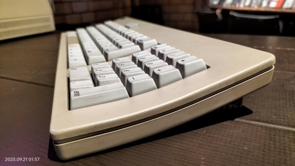 1989/平成1/Apple/Apple Keyboard/Macintosh SE30付属キーボード/F