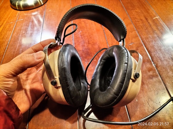 1974/昭和49/Pioneer/SE-20A/ヘッドフォン/8Ω/標準プラグ/「傷だらけの