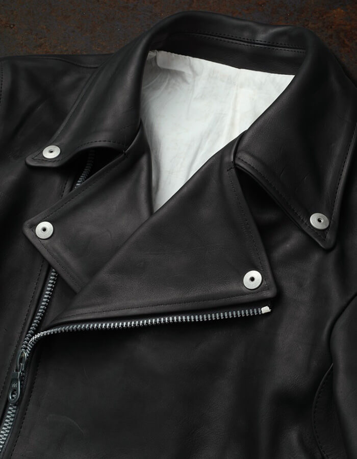 GUIDI 社のスペシャルレザーを贅沢に使った ISAMU KATAYAMA BACKLASH