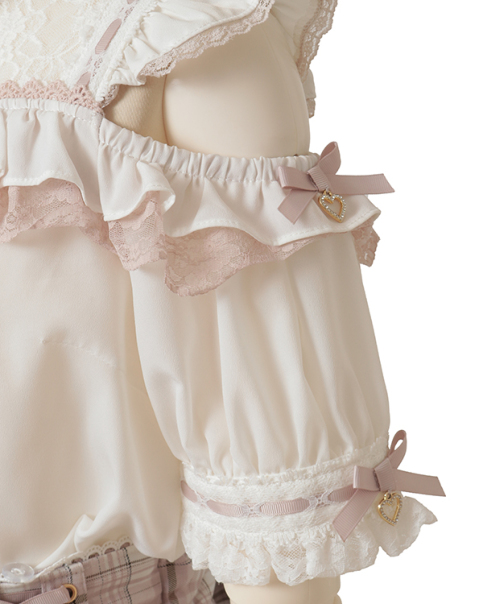 3つリボンフロントチョーカーブラウス ｜ LIZ LISA（リズリサ）公式