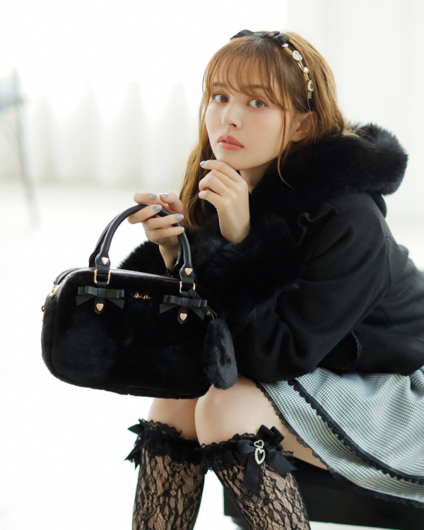 ダブルリボンファーポシェット ｜ LIZ LISA（リズリサ）公式通販