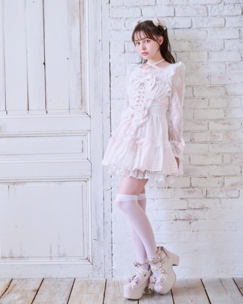 フロントティアードシフォンワンピース ｜ LIZ LISA（リズリサ）公式