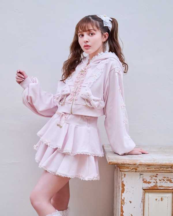 GALLERY | LIZ LISA (リズリサ)