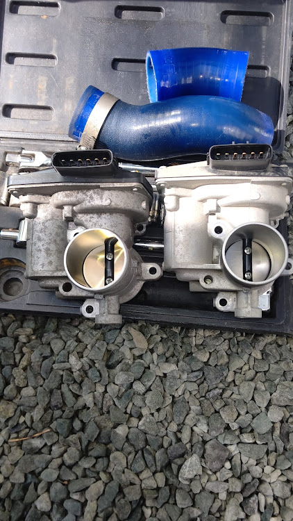 アルトワークスのHA36S・ビッグスロットルに関するカスタム事例｜車の