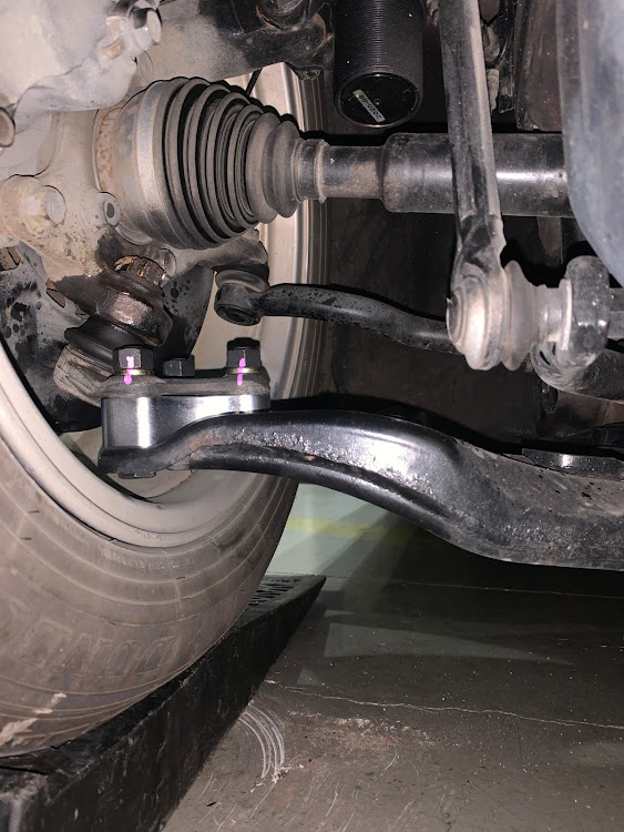 プリウスαのロールセンター補正・乗り心地改善・神クリアランス