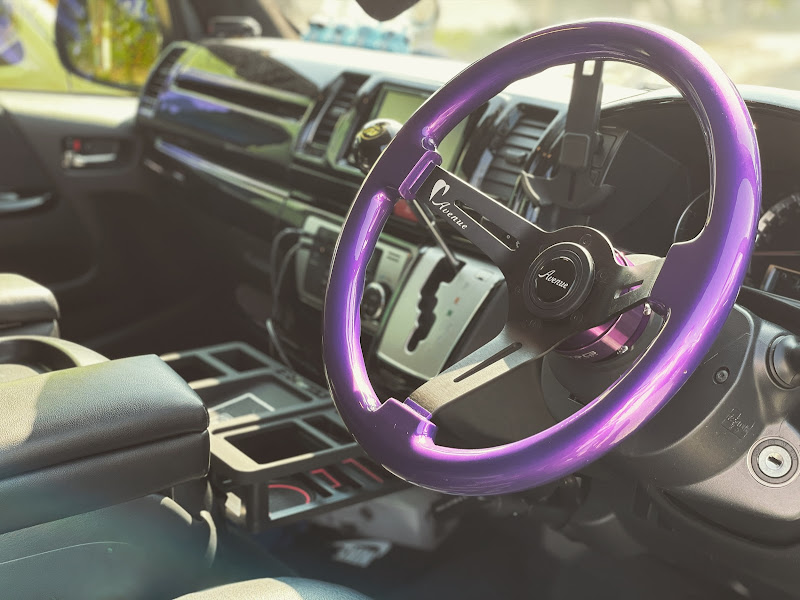 アベニューAvenue ステアリングハイエース200系