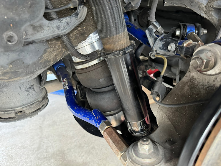 GSのROAMAIR・エアサス・リアエアバッグ・実験・失敗に関するカスタム