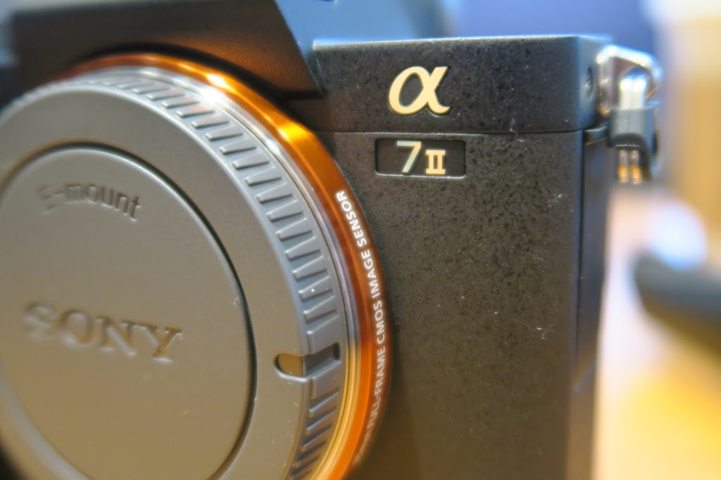 カメラ】はじめてのミラーレス一眼にSONY α7II購入！開封の儀と同時