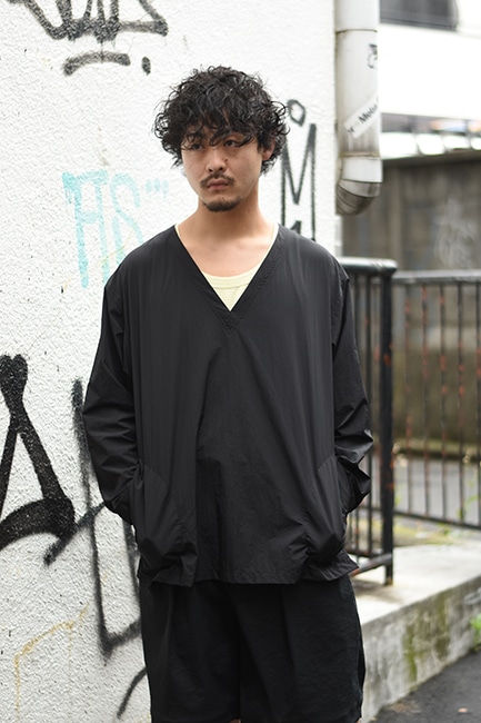 South2 West8/サウスツーウェストエイト】SS V Neck Shirt Nylon Taffeta