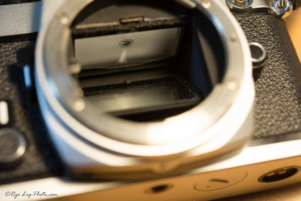 フィルムカメラNikon FEモルト交換してみました。自分でやることで値段