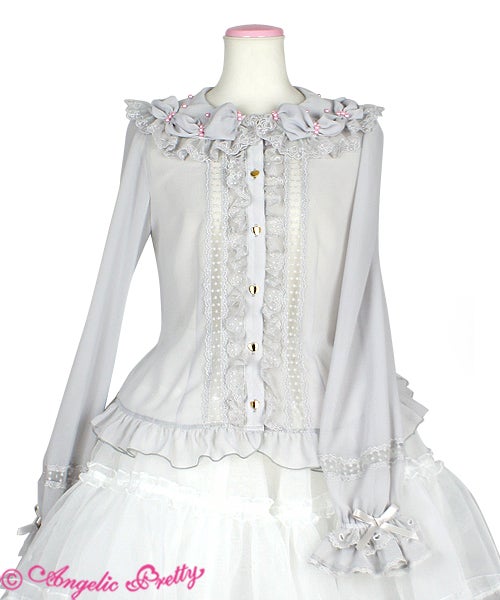 Sweet Cream Blouse (2018) by Angelic Pretty