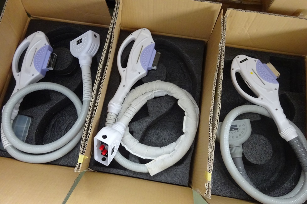 ルミクスA9 光源交換 | 繋ぐ繋がるリンケージ