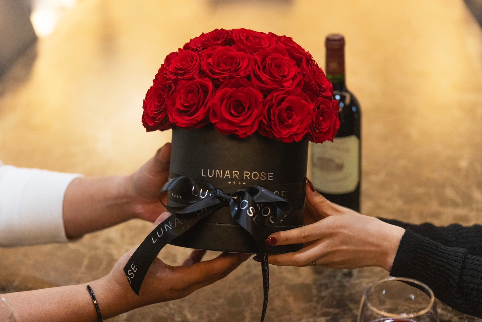 ROSE DOME Red M ｜LUNAR ROSE