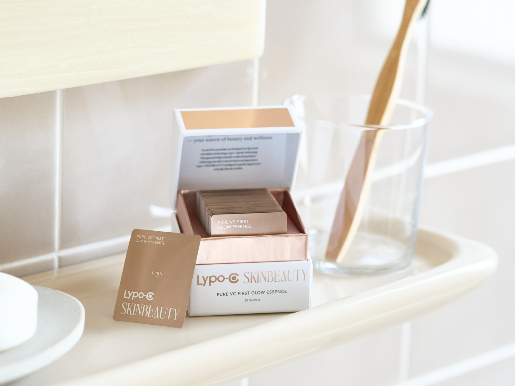 Lypo-C SKINBEAUTY ファースト グロウエッセンス 28包 | リポソーム