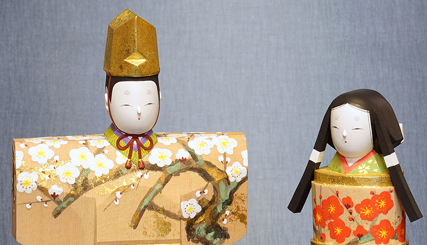 万葉堂 奈良一刀彫 雛人形 吉岡一泰作 立雛-紅白梅4寸