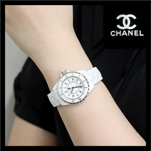 CHANEL シャネル J12 33MM H0968 白セラミック デイト クォーツ