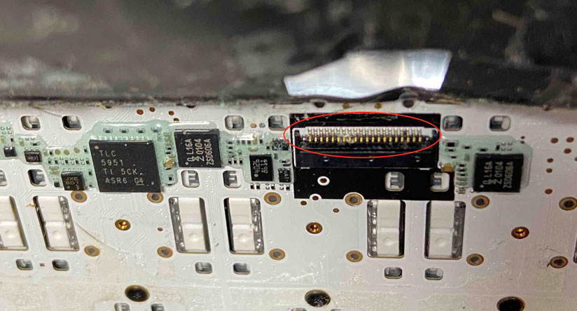 キーボードにお茶】MacBook 12インチのキーボード故障を復旧！！ | Mac