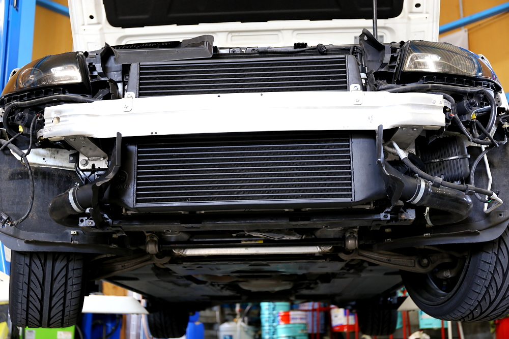 Audi A4/B8セダン ＆ WAGNER TUNINGインタークーラーkit装着+BELLOF