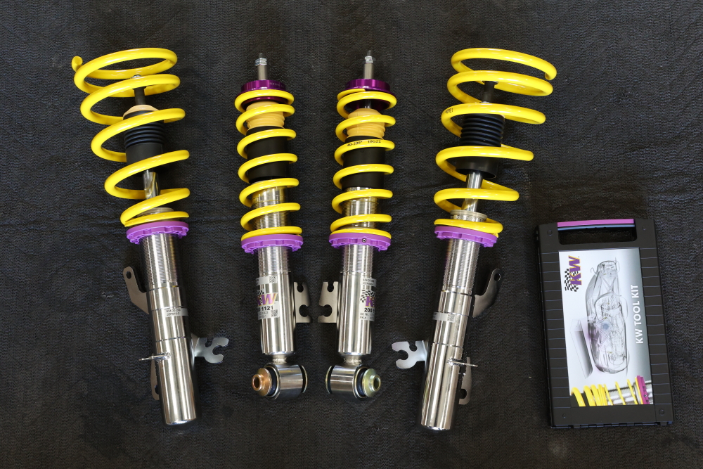 BMW MINI R56 クーパーS & KW車高調！！|MACARS(メイカーズ)