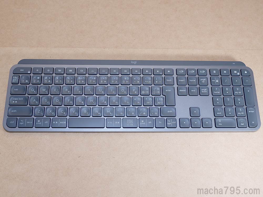 KX800 MX Keys レビュー】5ヶ月持つロジクールの薄いフルキーボード